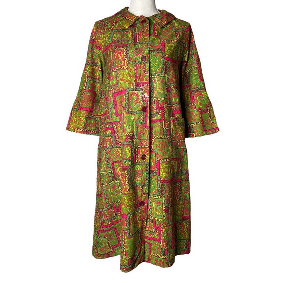 Styled By Saybury Dresses & Skirts - Vintage Styled by Saybury Green Pink Paisley Print Button Up Housecoat Dress M?
